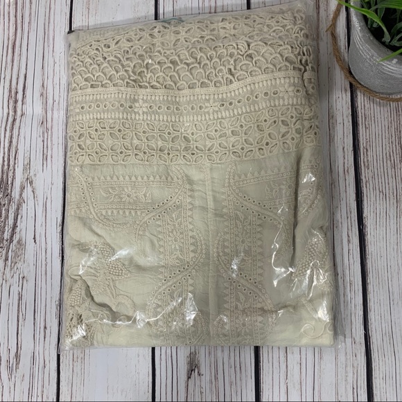 🎉HP🎉Johnny Was Embroidered Assic Top NWT Large - Picture 5 of 6